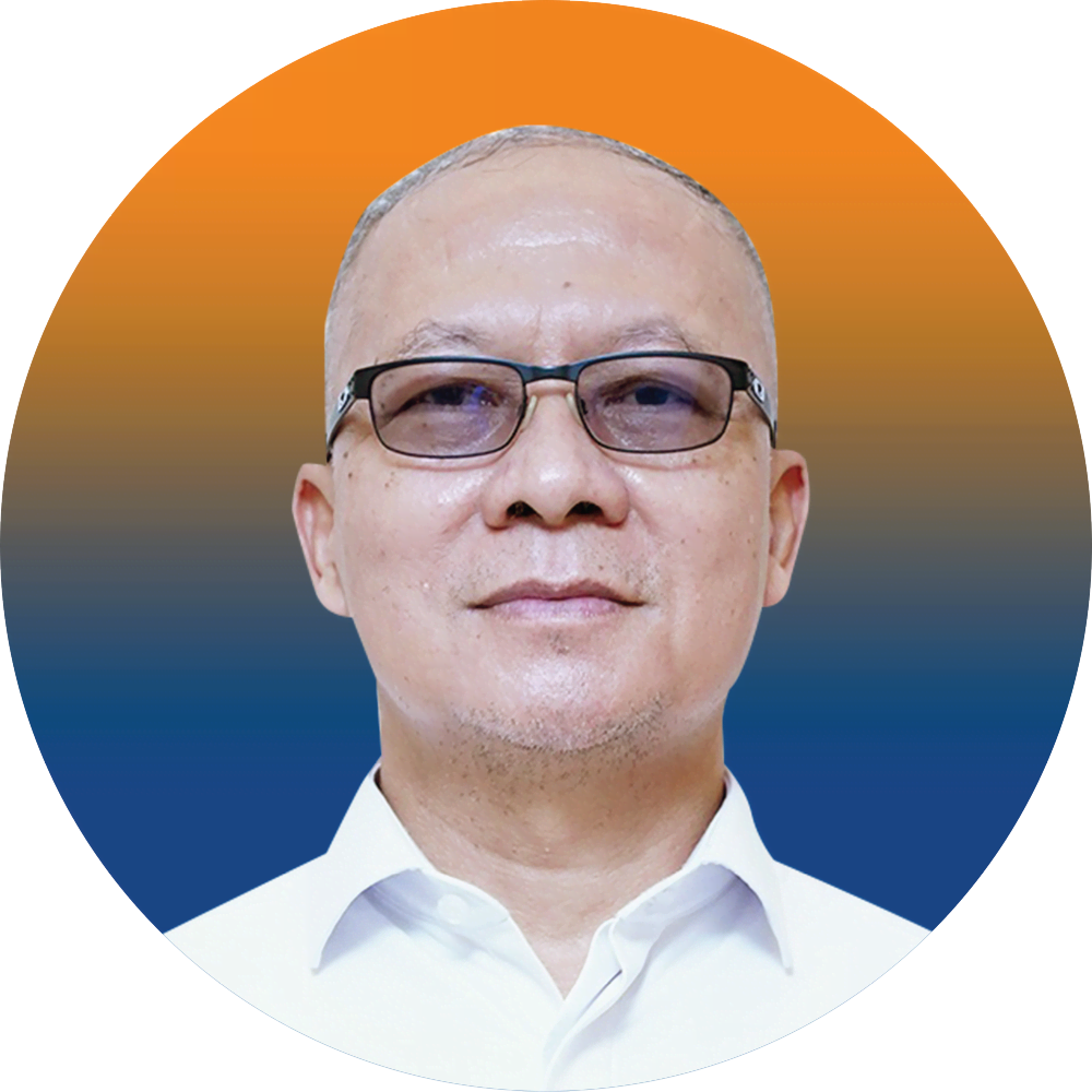 ADI MAHFUDZ WUHADJI